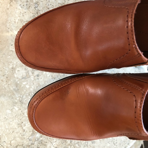 Clarks Bendables, Women’s 9.5, Leather Bootie Shoes, 2.75” Heel, GUC - Picture 9 of 11